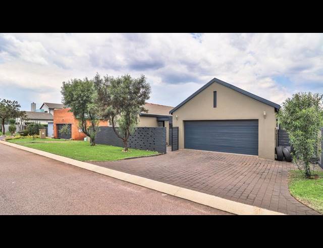 3 BEDROOM HOUSE FOR SALE IN MIDSTREAM MEADOWS